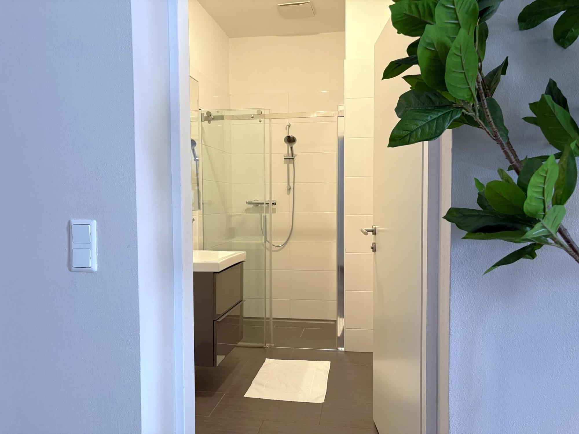 Balkon I Close To S-bahn I 5 Minutes To Mall Apartment