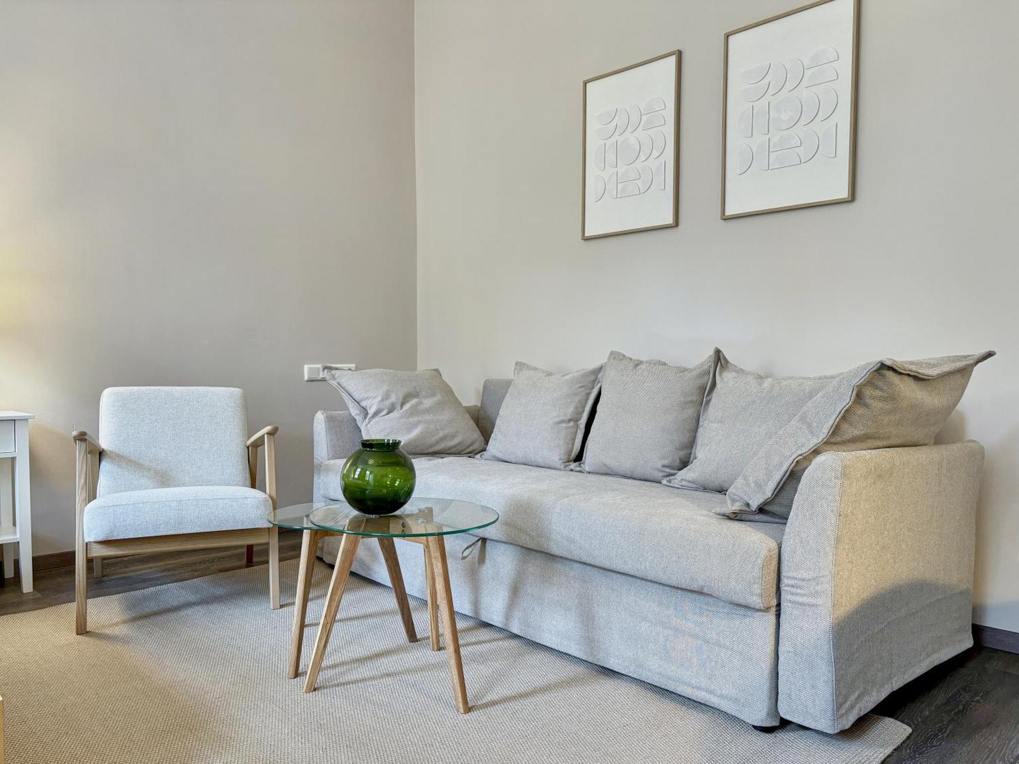 Balkon I Close To S-bahn I 5 Minutes To Mall Apartment *