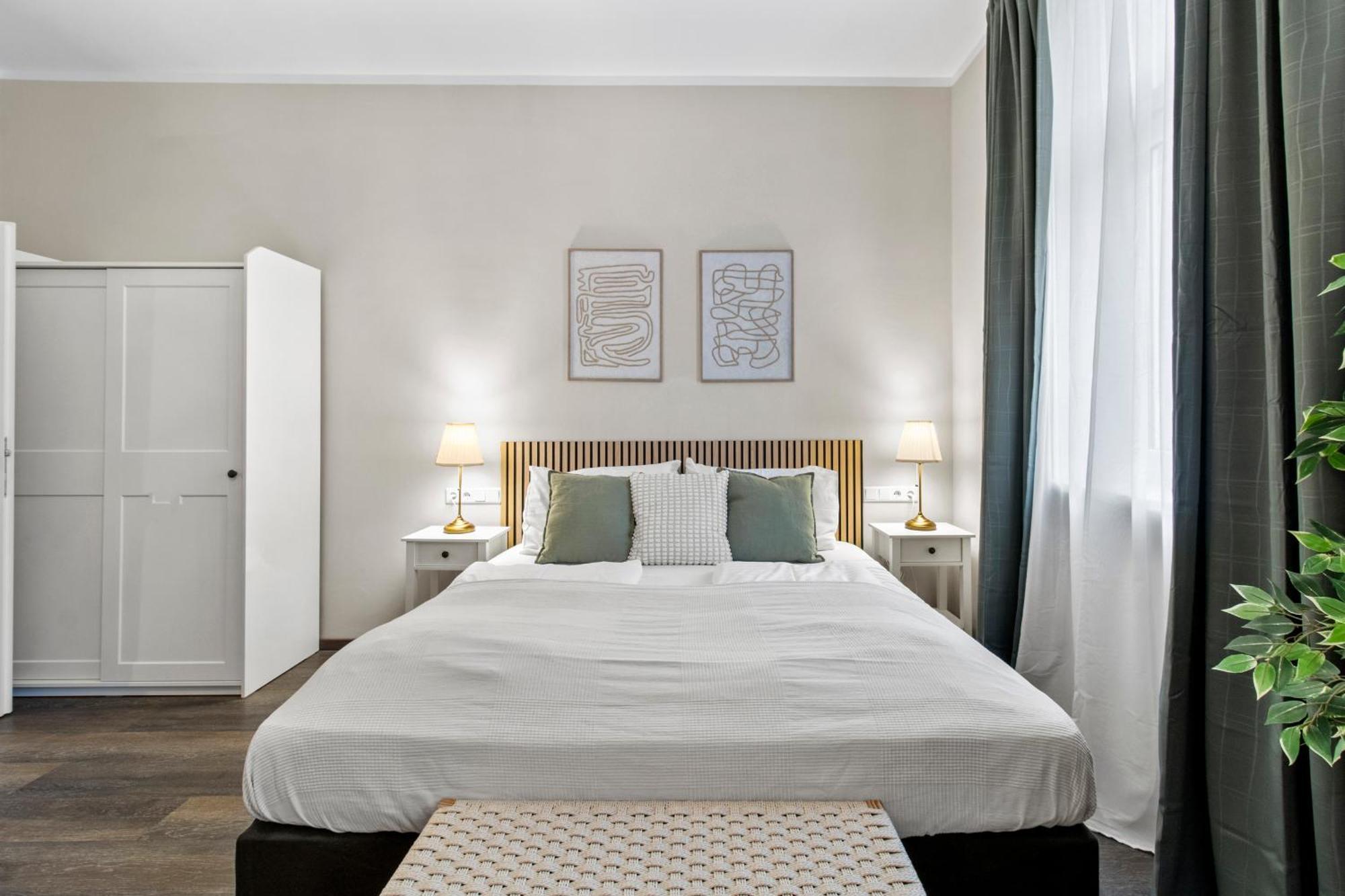 Balkon I Close To S-bahn I 5 Minutes To Mall Apartment *