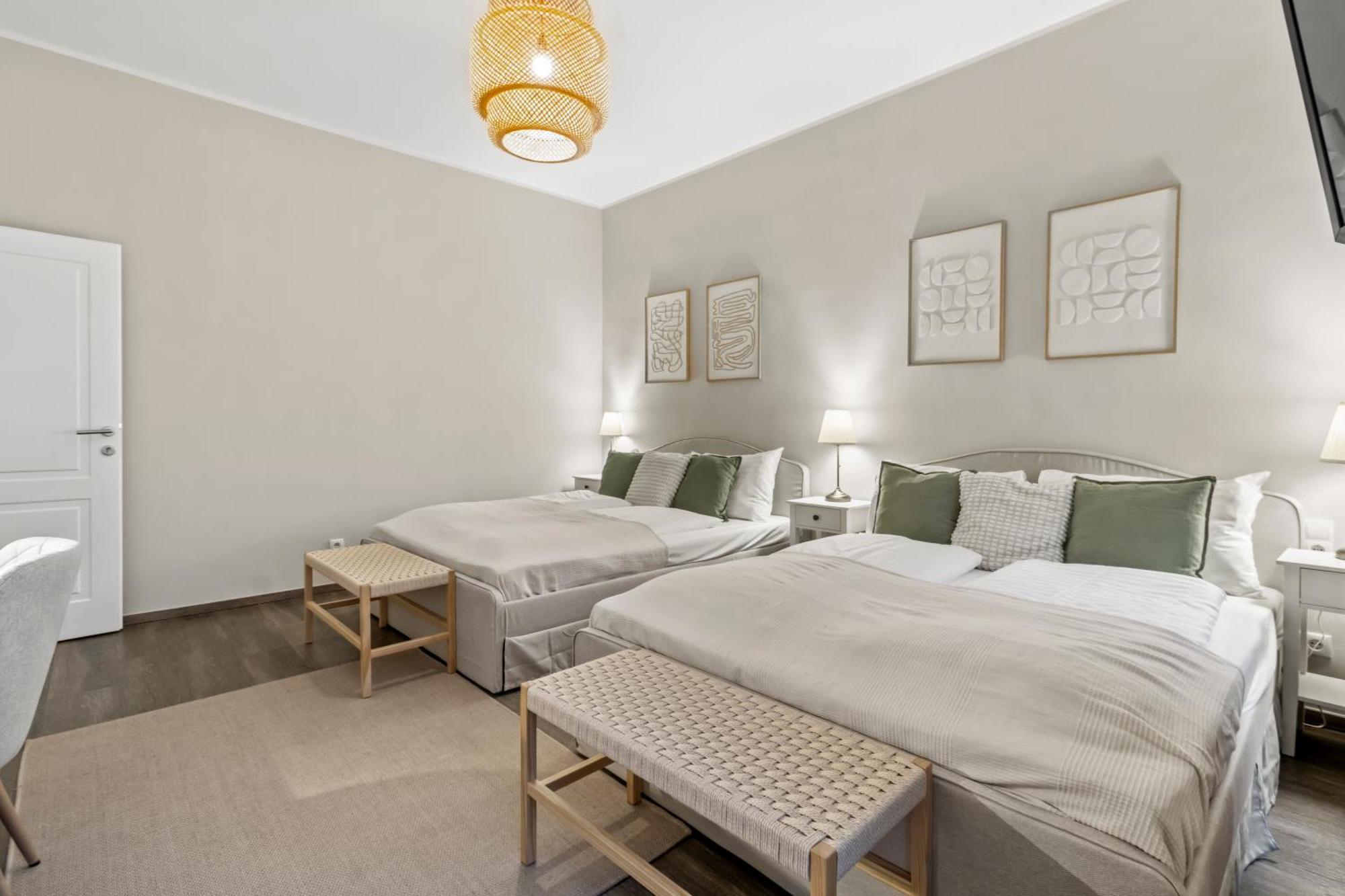 Balkon I Close To S-bahn I 5 Minutes To Mall Apartment
