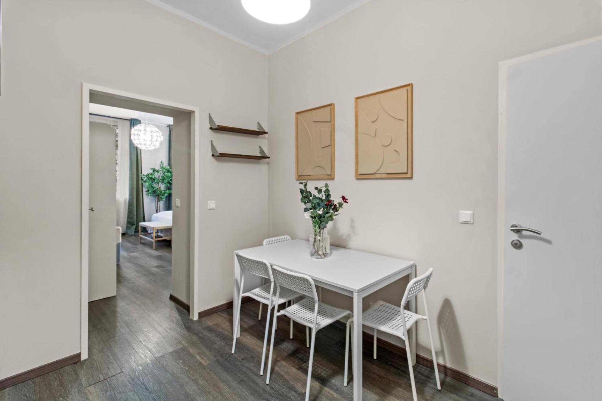 Balkon I Close To S-bahn I 5 Minutes To Mall Apartment Wien
