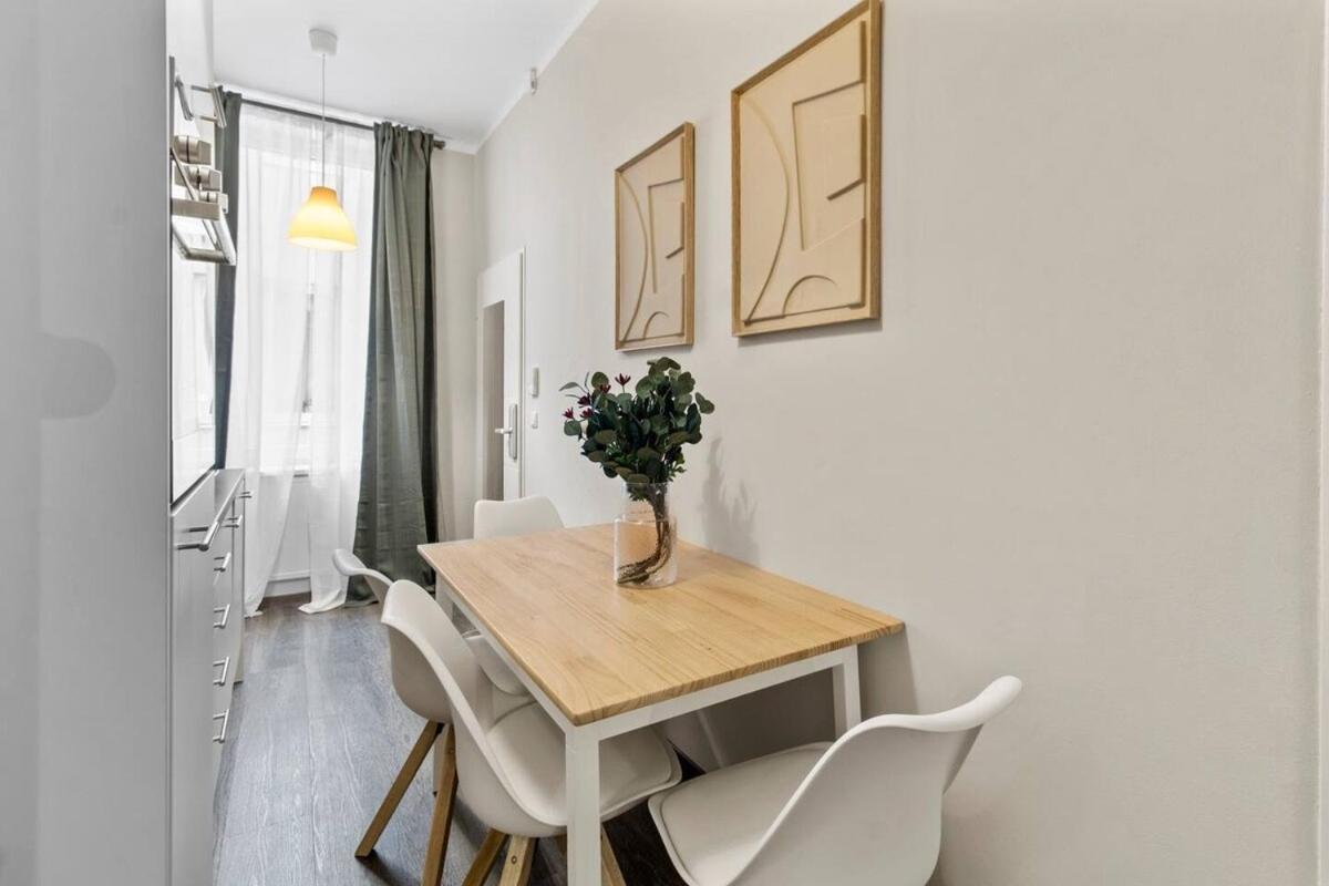Apartment Balkon I Close To S-bahn I 5 Minutes To Mall Wien